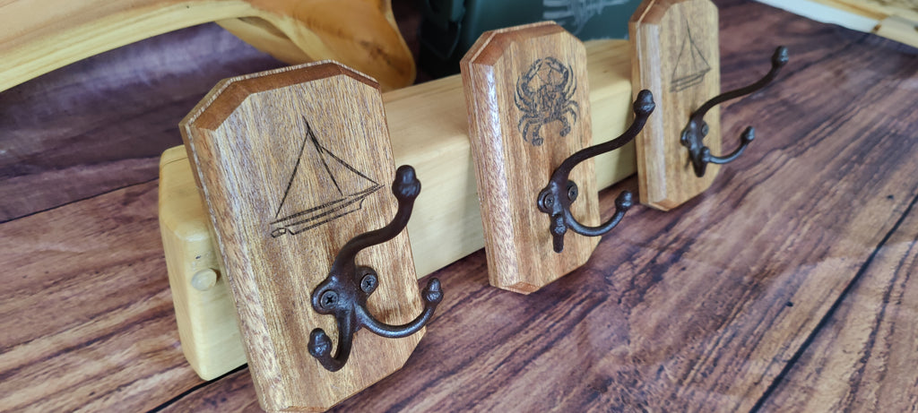 Handcrafted Mahogany Wall-Mounted Coat Hooks with Maryland Design