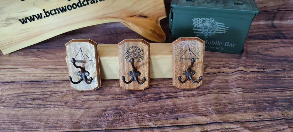 Handcrafted Mahogany Wall-Mounted Coat Hooks with Maryland Design
